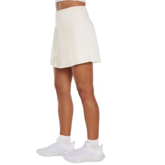 GAP Cream Pleated Skirt - Picture 3 of 9